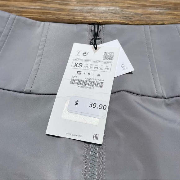 Zara Water Repellent Gray Skirt - Picture 6 of 6